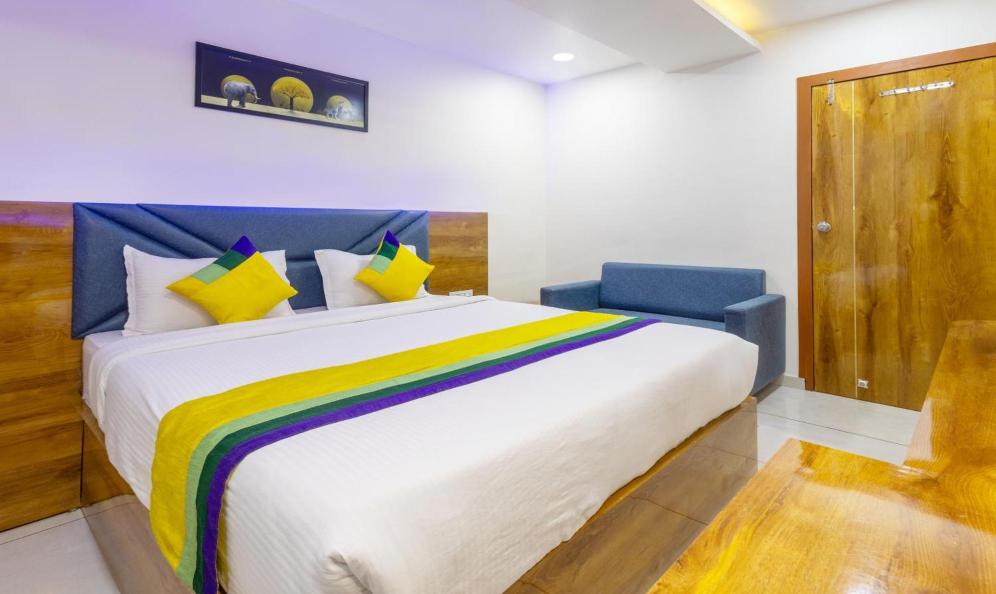 Itsy Hotels Signature, Nehru Nagar Ahmedabad Eksteriør bilde