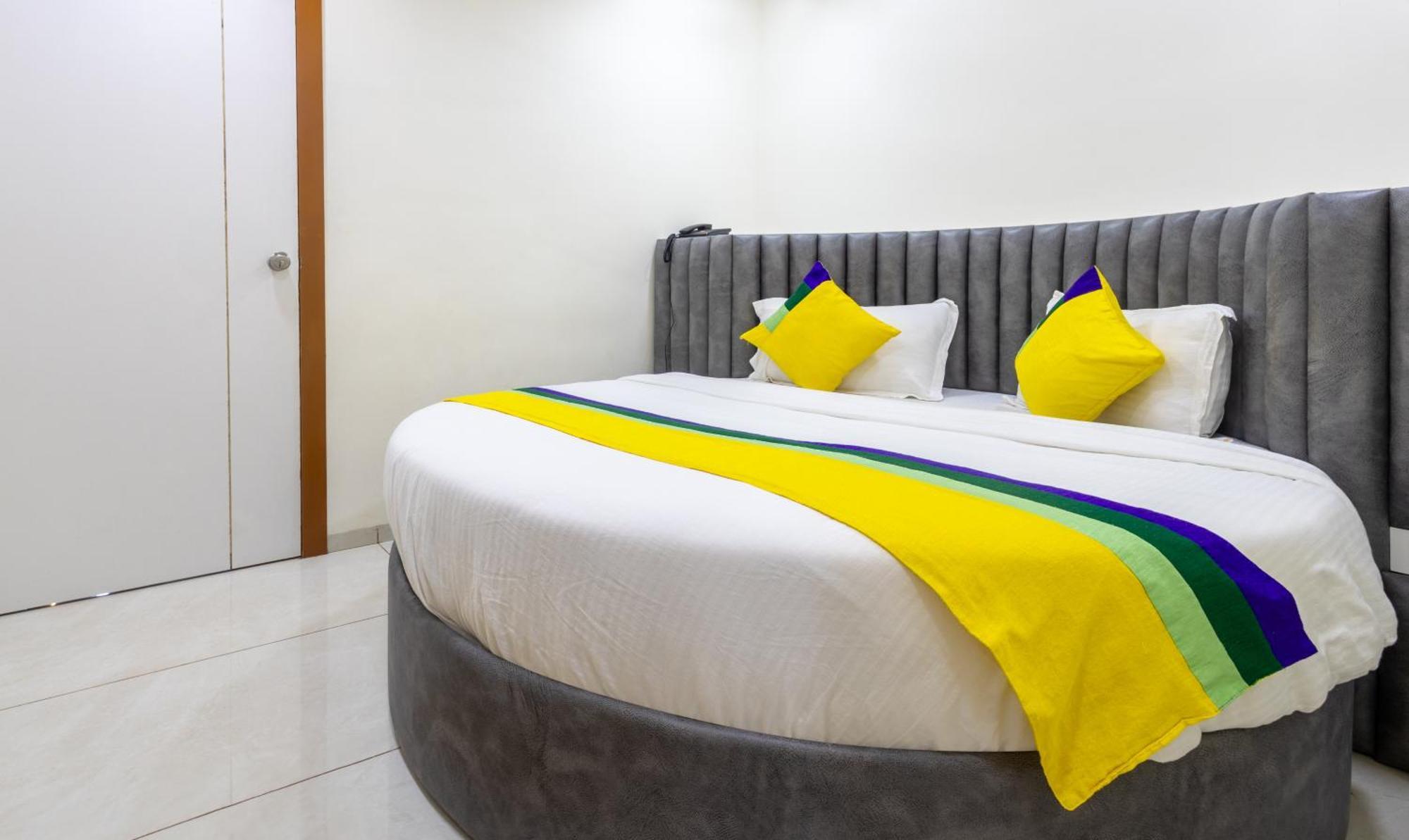 Itsy Hotels Signature, Nehru Nagar Ahmedabad Eksteriør bilde