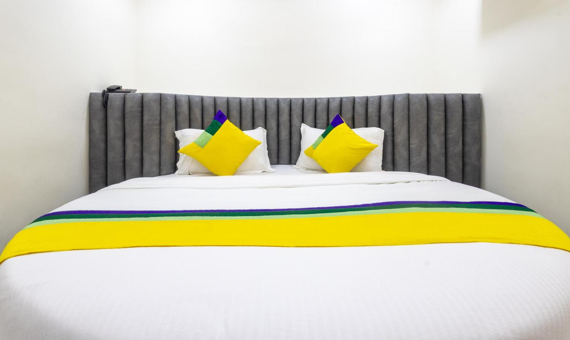 Itsy Hotels Signature, Nehru Nagar Ahmedabad Eksteriør bilde